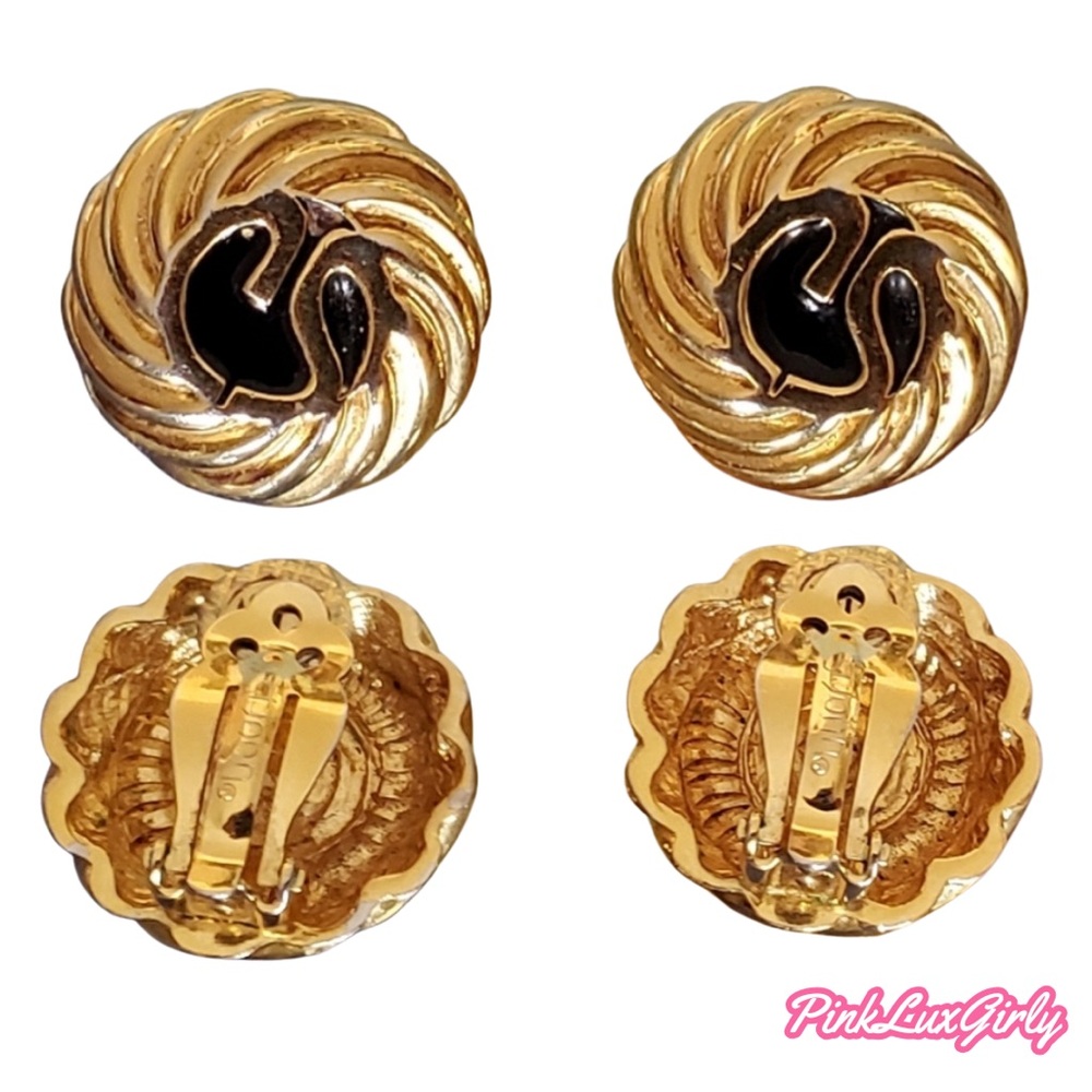 VINTAGE ST. JOHN Gold Plated Clip On Earrings ✨